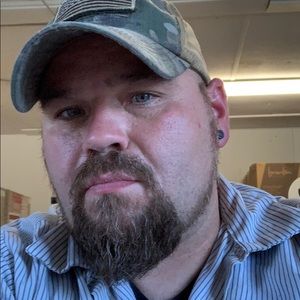 Meet your Posher, Troy